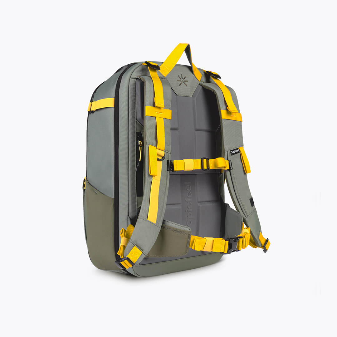 Hive Backpack Mulled Green + 3 Accessories