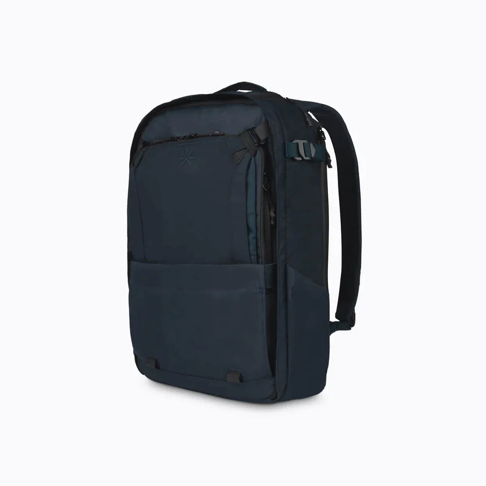 Nest Backpack Blueberry Navy + 3 Accessories